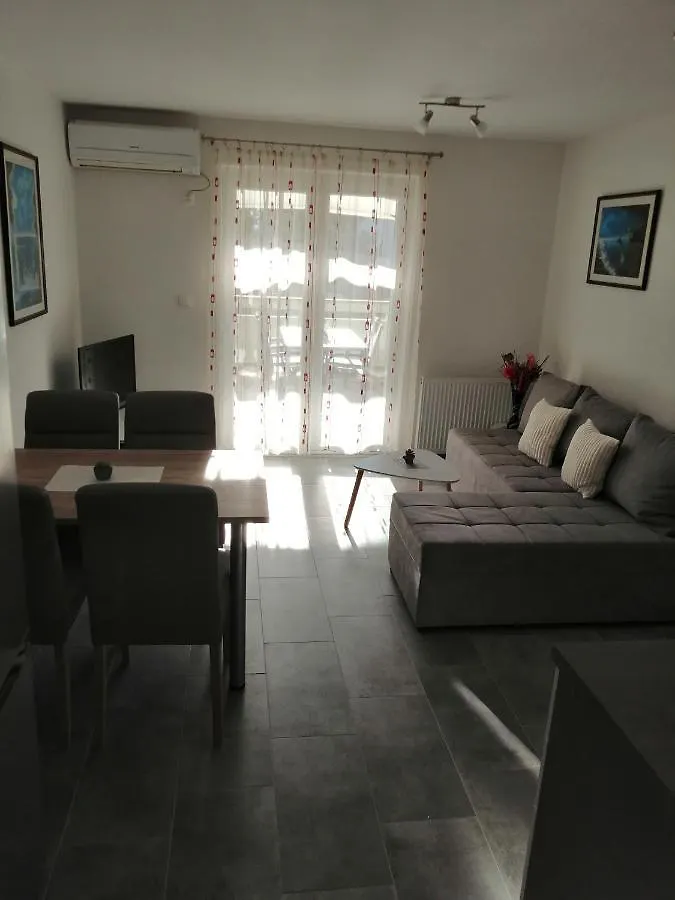 Apartmani Grabovcic Punat Apartment