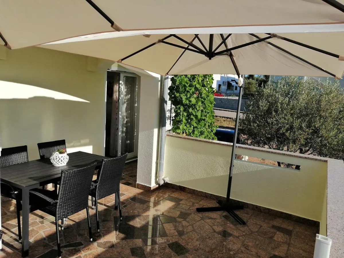 Apartment Apartmani Grabovcic Punat Croatia
