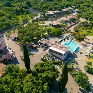  Vakantiehuis Holiday Homes Kanajt